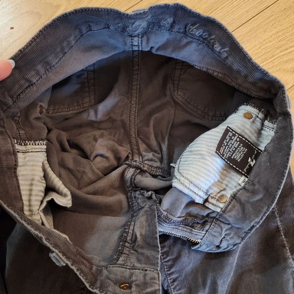 7 For All Mankind Bootcut Pants - Picture 11 of 11